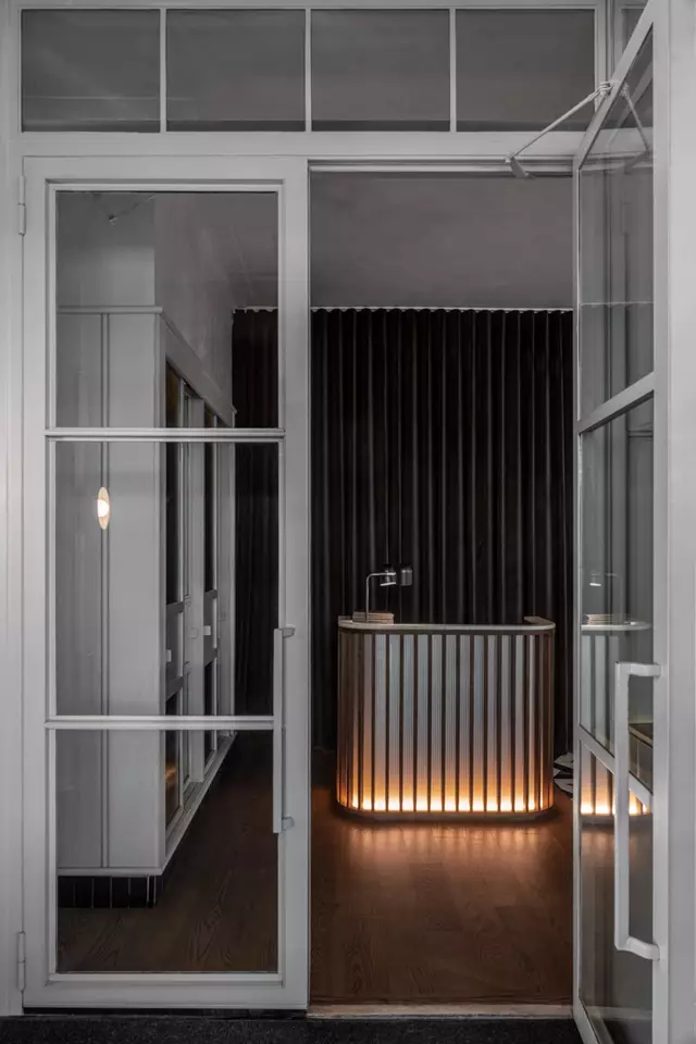 Restaurants: Alobar Downtown 3
