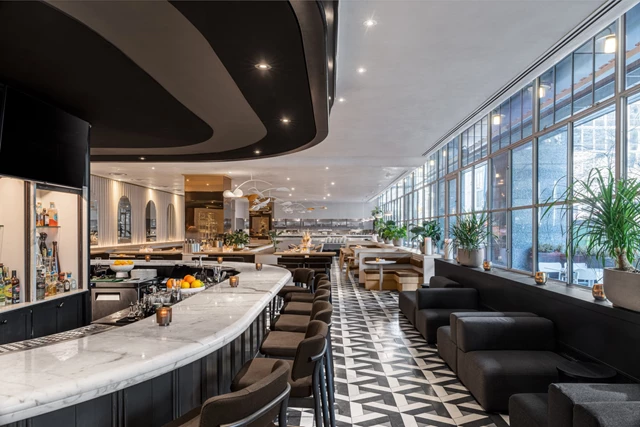 Alobar Bar & Lounge