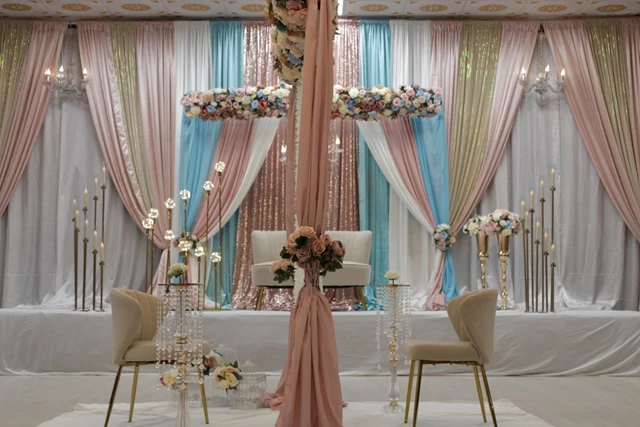 Banquet Halls: Autaq Banquet Hall 4