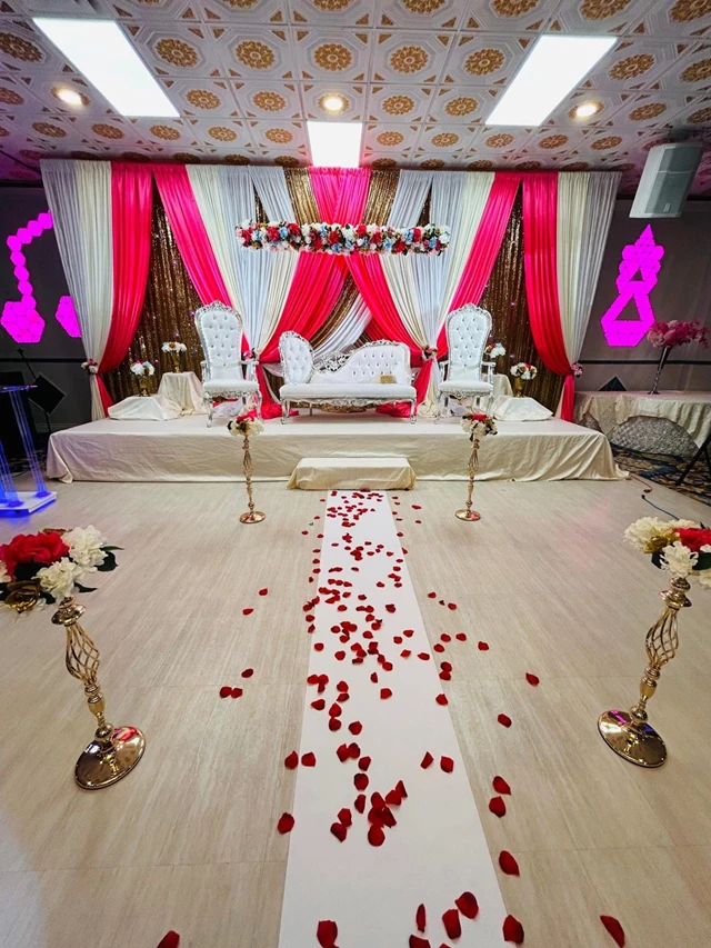 Banquet Halls: Autaq Banquet Hall 6