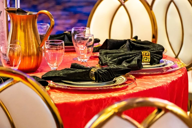 Banquet Halls: Autaq Banquet Hall 16