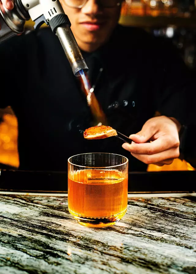 Restaurants: Bar 404 16