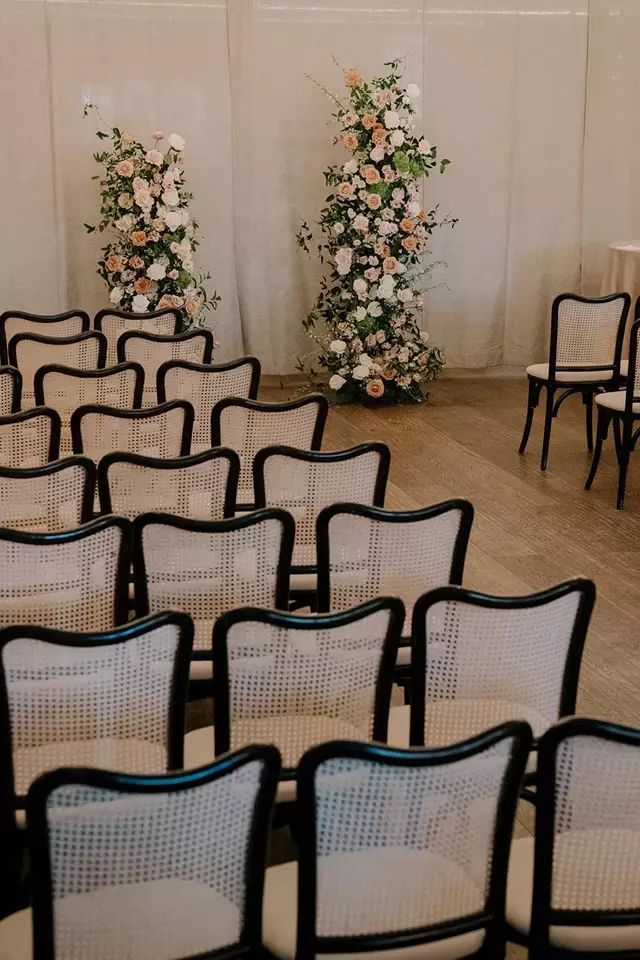 Florists: Bellwood Blooms 17