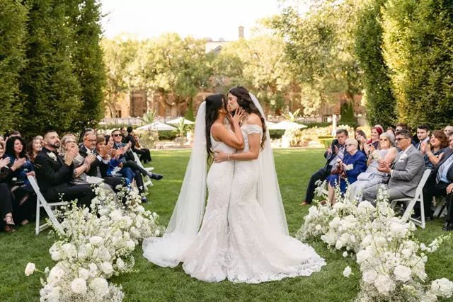 Florists: Bellwood Blooms 9