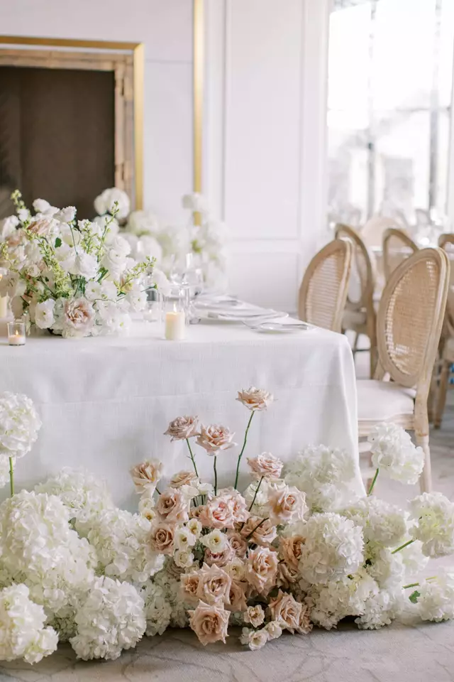 Florists: Bellwood Blooms 7