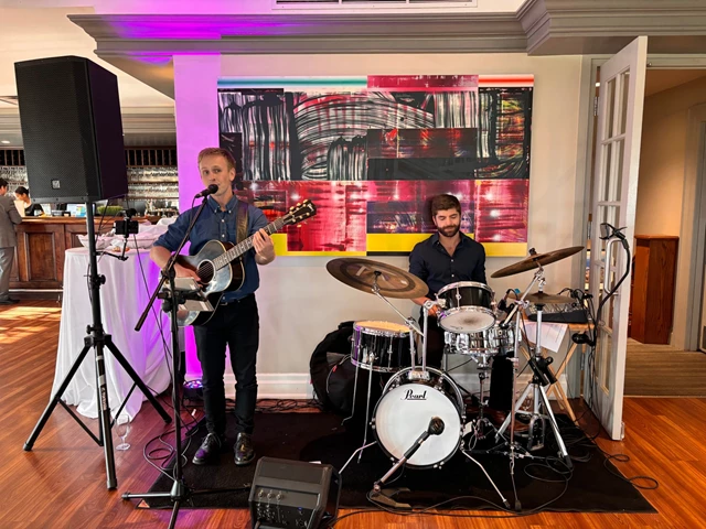 Duo set up at Angus Glen Golf Club for wedding cocktail hour