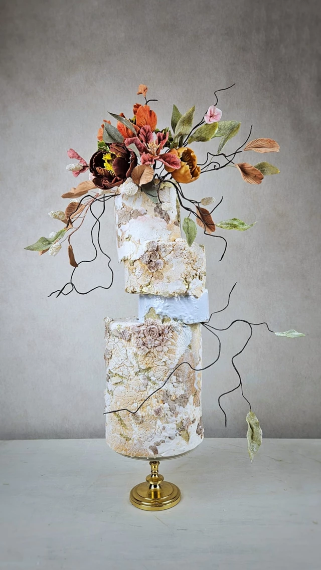 Wedding Cakes: Bird and Berry 2