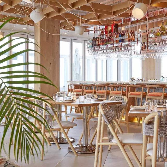 Hotels: Bisha Hotel Toronto 10