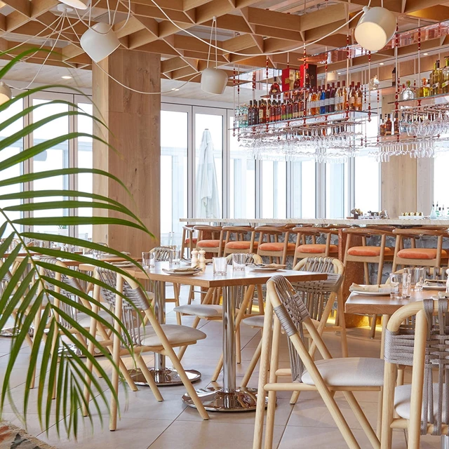 Hotels: Bisha Hotel Toronto 10