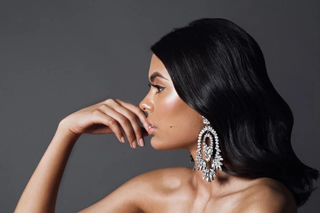 Blend Hair & Makeup Studio, Oakville