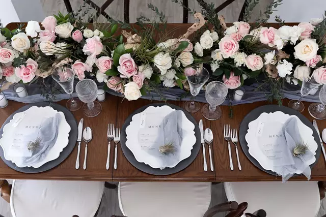 Florists: Bloomberry & Co 2