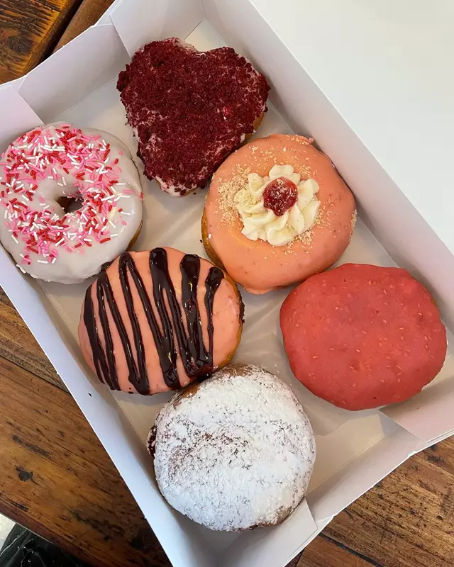 Specialty Desserts: Bloomers 3