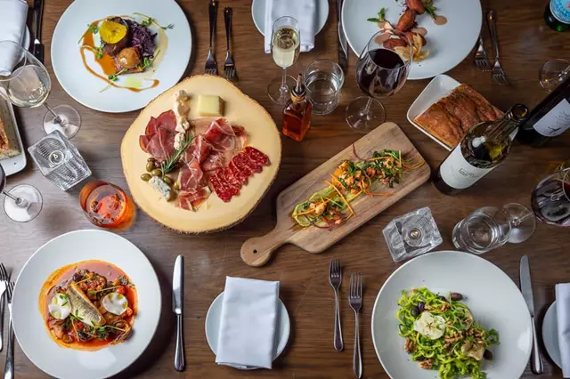 Restaurants: Blu Ristorante 8