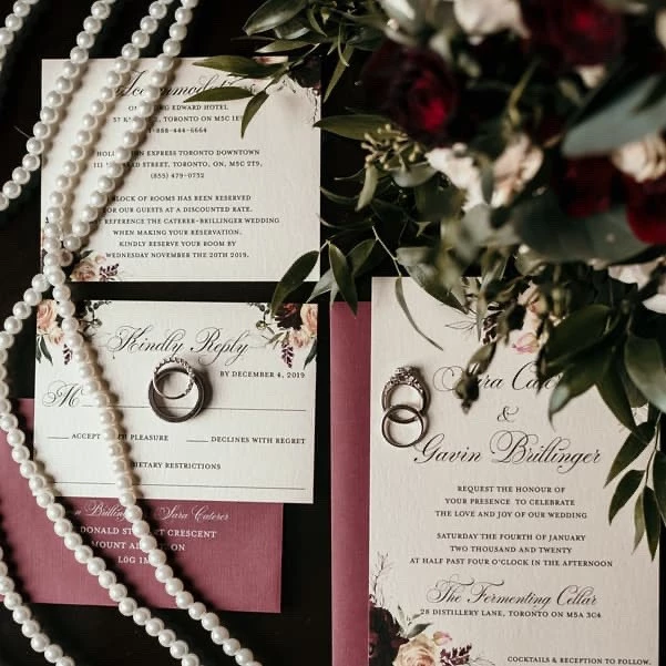Marsala Invitation Suire