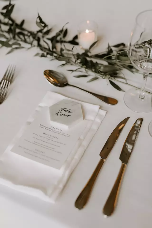 Hand Lettering: Bon Paper House 4