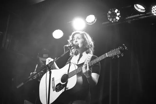 Live Music & Bands: Bongo & B Entertainment 5