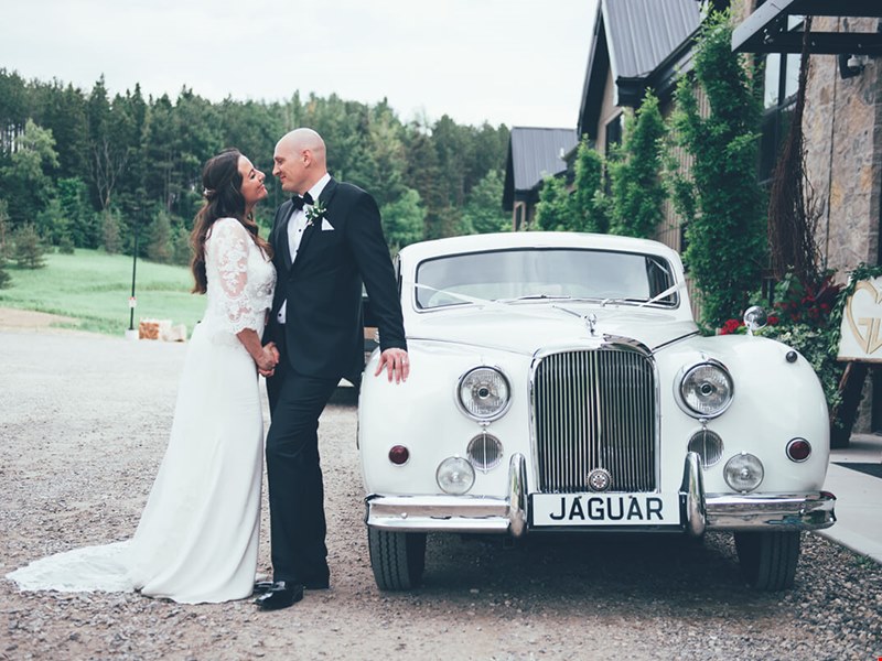 Carousel images of Boundless Weddings Photography