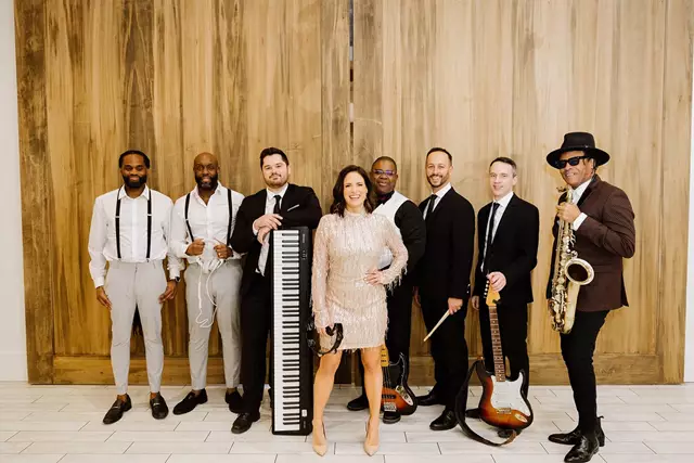 Live Music & Bands: Boutique Entertainment 14