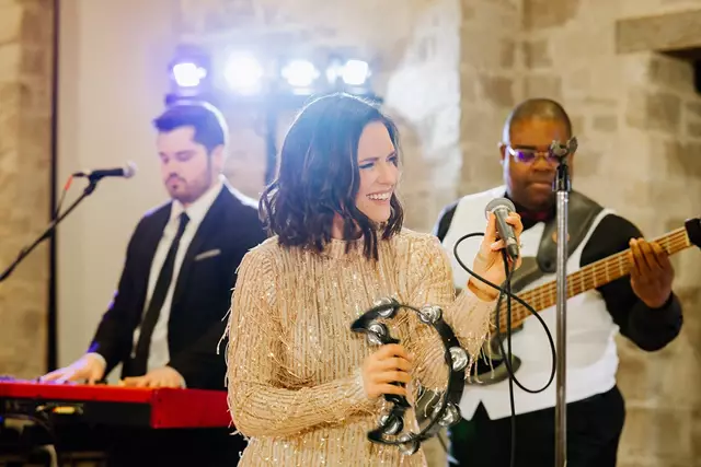 Live Music & Bands: Boutique Entertainment 25