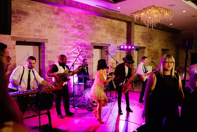 Live Music & Bands: Boutique Entertainment 11