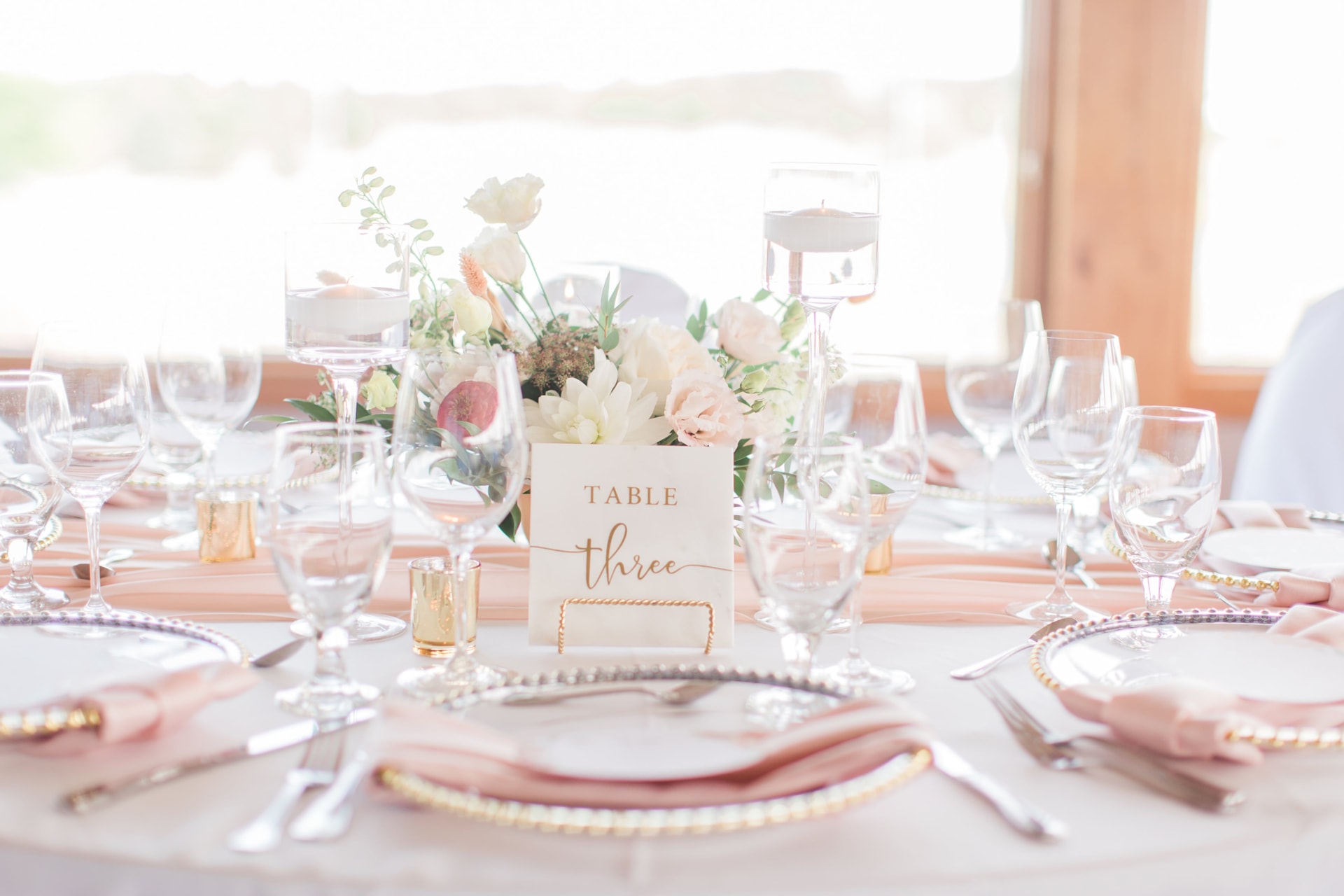 Boutique Linen Rentals profile photo