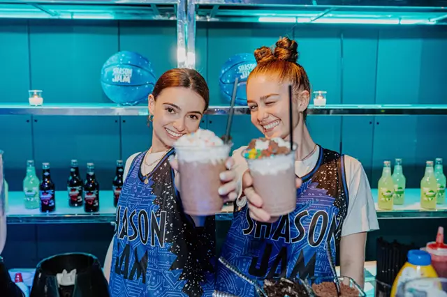 Mobile Bar Services: Brahm Mauer Bar Services 4