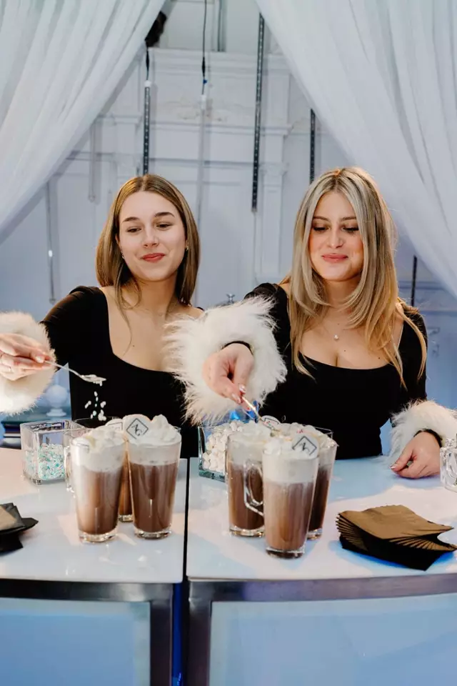 Mobile Bar Services: Brahm Mauer Bar Services 1