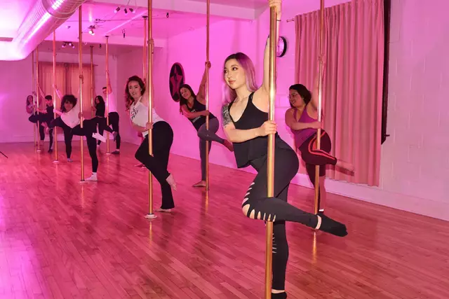 Entertainment Venues: Brass Vixens 3
