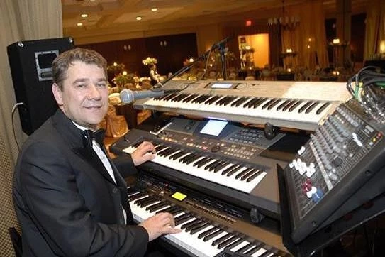 Bravo Orchestra, Toronto