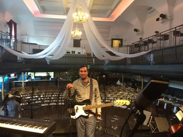 Live Music & Bands: Brendon Gomez Music 17