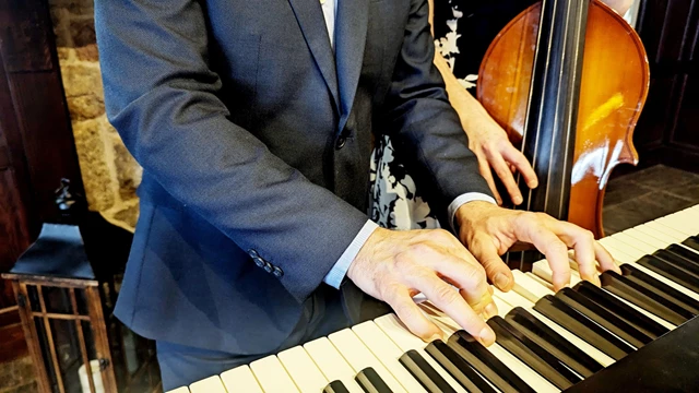Live Music & Bands: Brent Miller LIVE 5