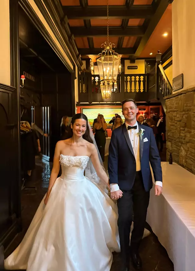 Disc Jockey's / DJs: Britton DJ Service 7