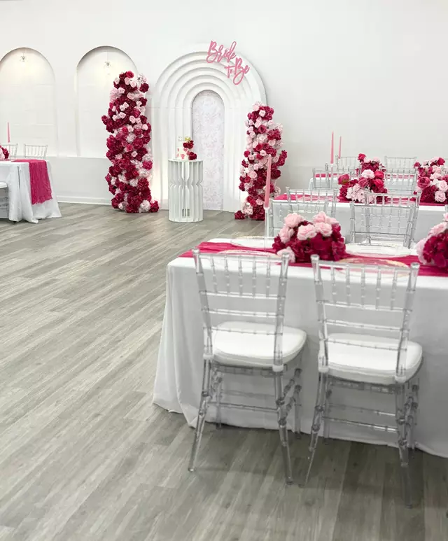 Special Event Venues: Bubbly Moments Studio 3