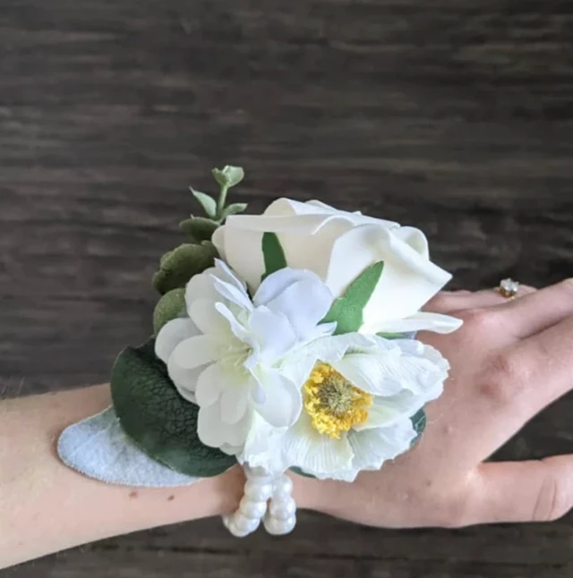 Florists: Bushel & Bloom 10