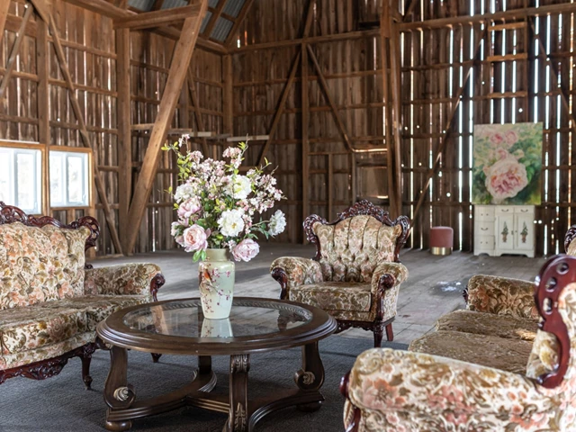 Butterflies and Bouquets, King