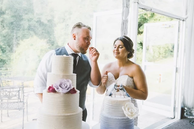 Cakeity Cakes, Aurora