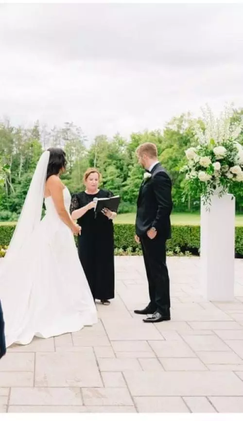 Officiants: Caterina Giovane Officiant 2