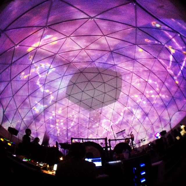 Audio / Visual: Center Stage AV 6