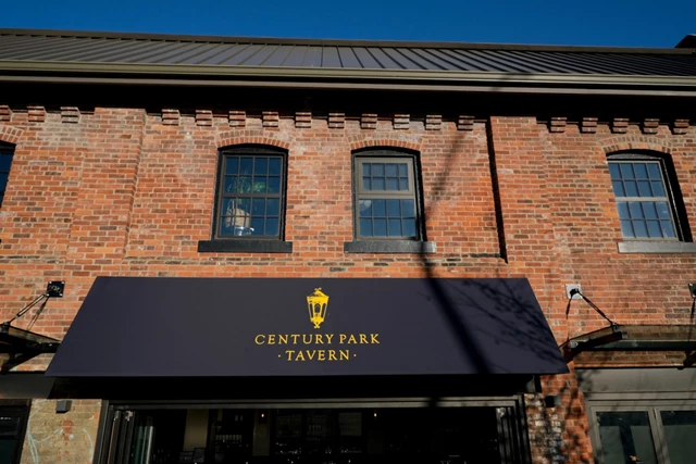 Century Park Tavern, Toronto