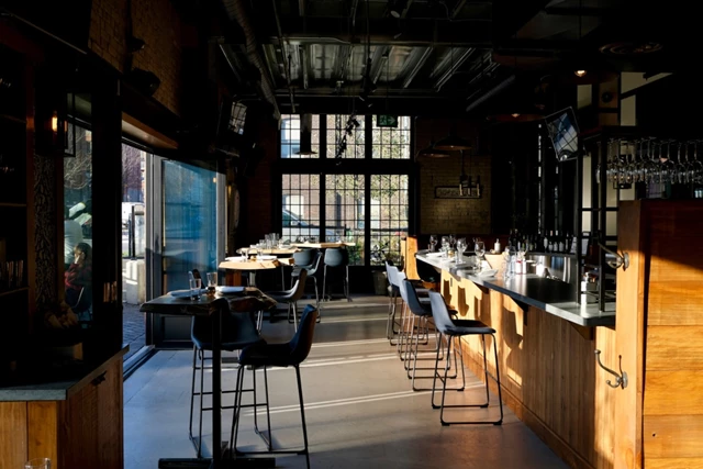Century Park Tavern, Toronto