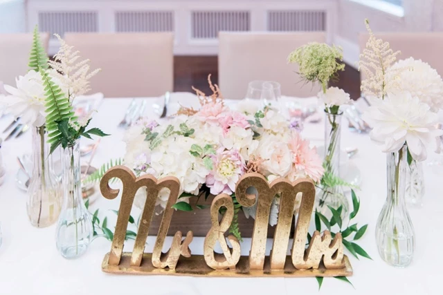 Wedding Planners: Champagne & Cedar 21