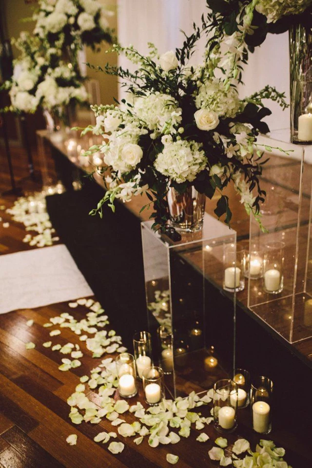 Wedding Planners: Champagne & Cedar 24