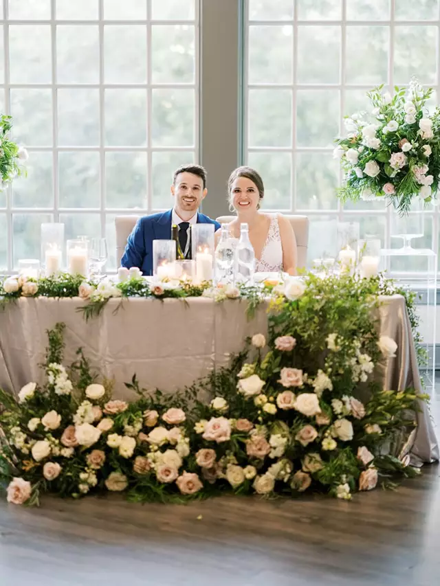 Wedding Planners: Champagne & Cedar 9