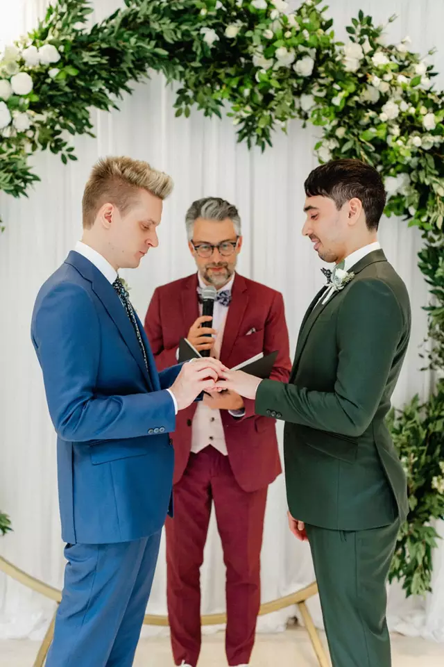 Wedding Planners: Champagne & Cedar 1