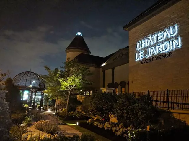 Banquet Halls: Chateau Le Jardin Event Venue 8