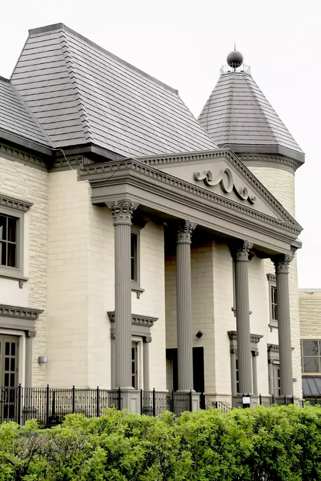 Banquet Halls: Chateau Le Jardin Event Venue 6