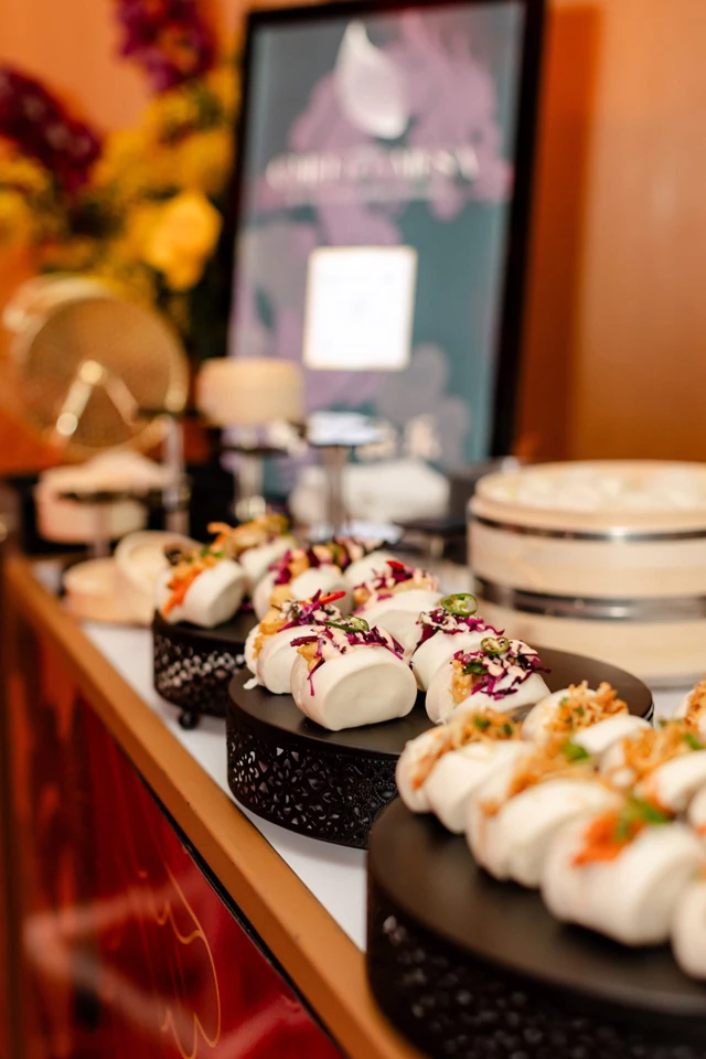Full Service Caterers: Chef de la Mesa Inc 20