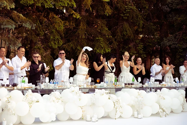 Full Service Caterers: Chef de la Mesa Inc 24