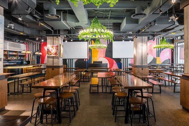 West Hall Regular Set Up