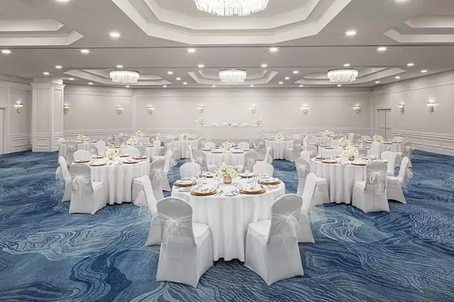 Hotels: Chelsea Hotel Toronto 17